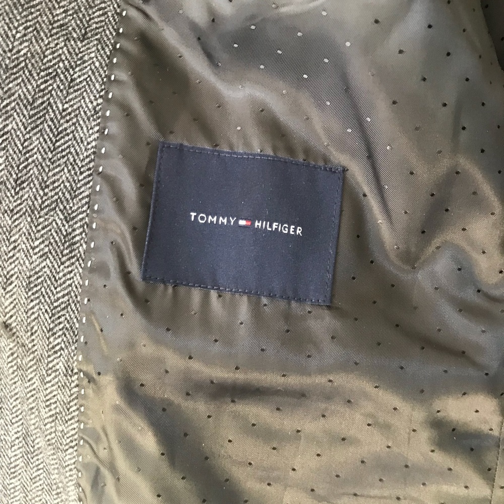 Tommy hill figure jacket